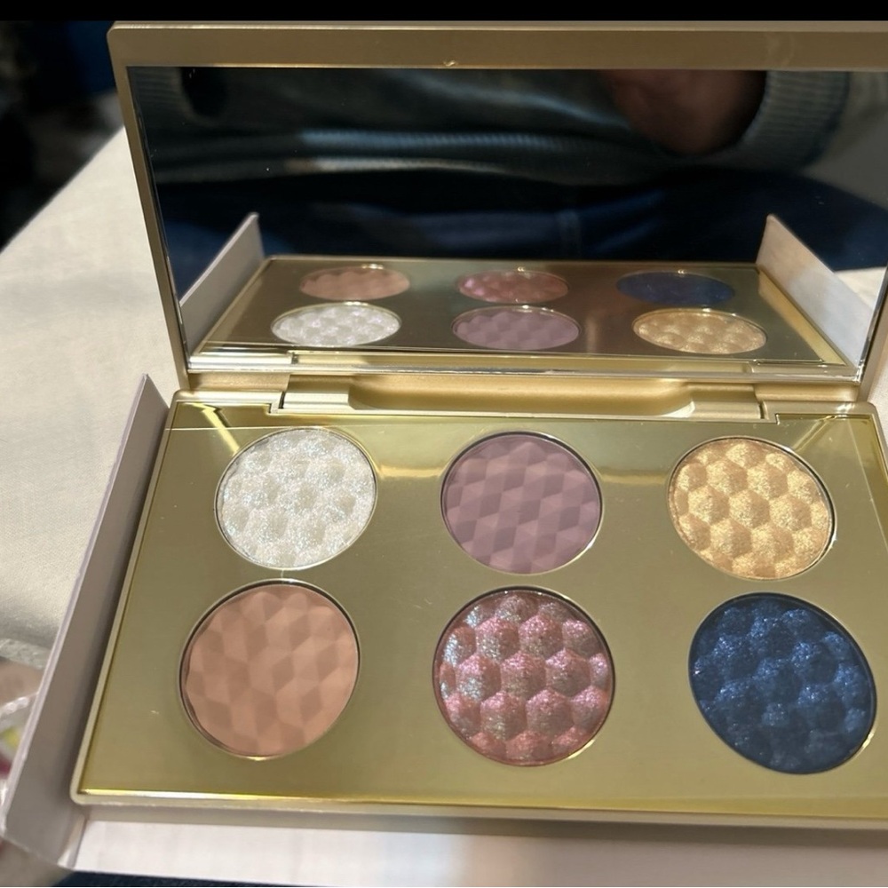 Stila makeup bundle new eye shadow, lip glaze, lip stain concealer